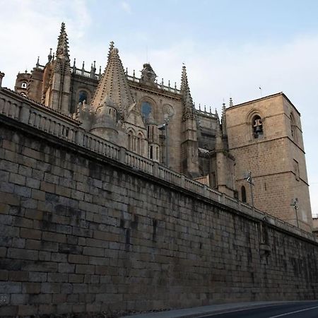 Las Dos Catedrales 1 Plasencia Buitenkant foto